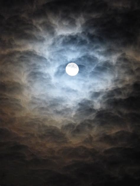 Moon Blurred Clouds - Free photo on Pixabay