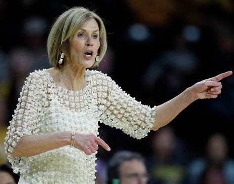 Labor Dept: Women basketball coaches at UConn were underpaid