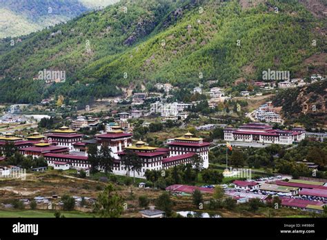 Kingdom of Bhutan, royal palace in Bhutan Stock Photo: 123135222 - Alamy