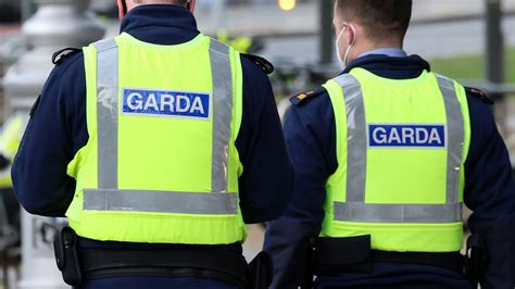 More than 11,000 people applied to join gardaí