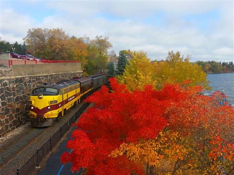 North Shore Scenic Railroad - Lake Superior Circle Tour