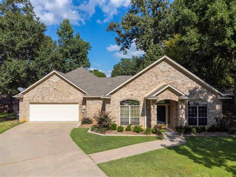 Longview, TX Real Estate - Longview Homes for Sale | realtor.com®