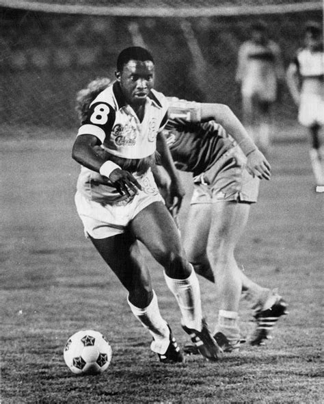 Jomo Sono (#8, Colorado Caribou) | North american soccer league, Soccer ...