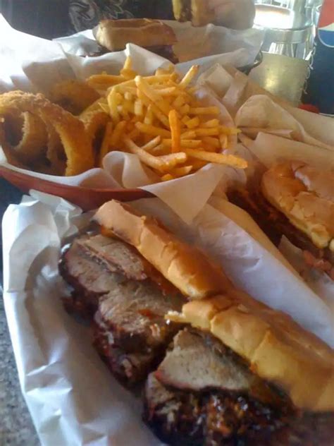 Dog House Grill Menu, Menu for Dog House Grill, Fresno State, Fresno - Urbanspoon/Zomato