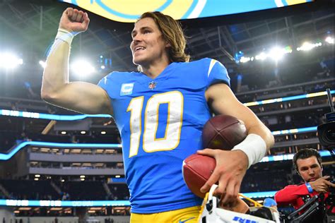 The Chargers Must Embrace The Tank - Sports Illustrated Los Angeles ...