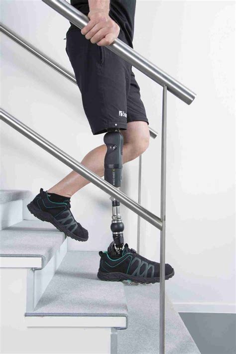 Prosthetics, Artificial Limbs & Amputee Patient Care Boston MA | United Prosthetics