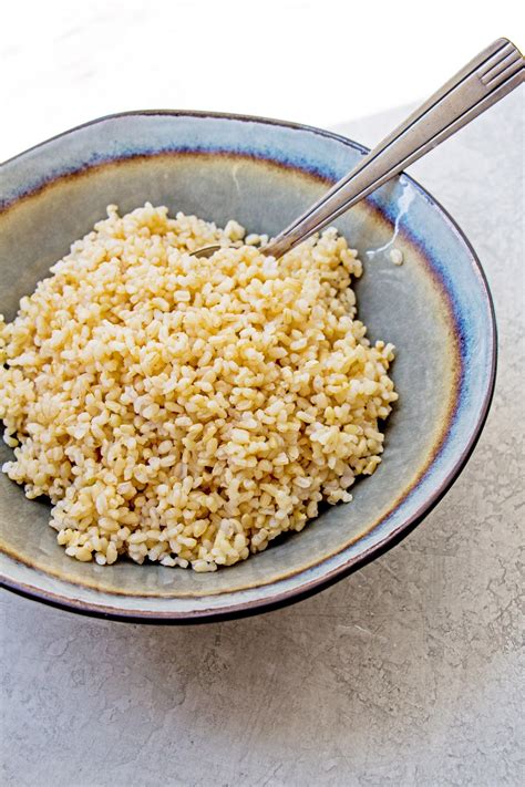 How to Cook Perfect Brown Rice on the Stove — The Mom 100 | Recipe | Rice on the stove, Cooking ...