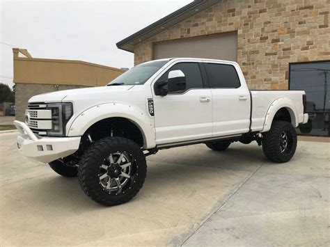 very low miles 2017 Ford F 250 Ultimate PLATINUM lifted for sale