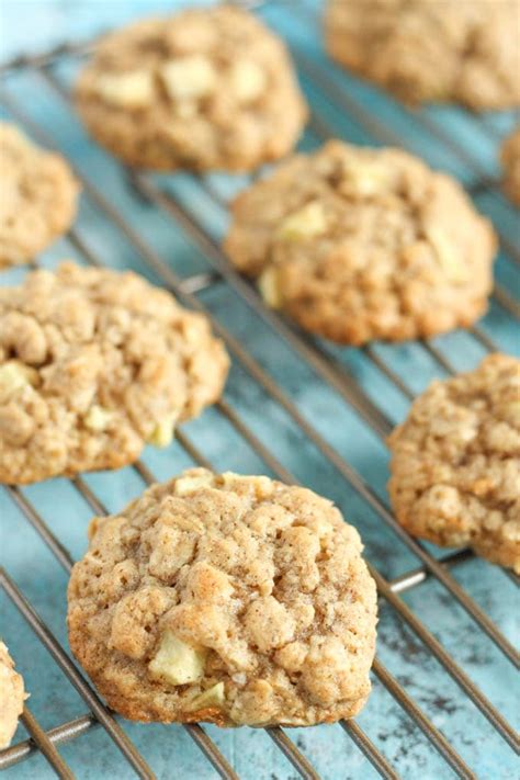 Apple Oatmeal Cookies