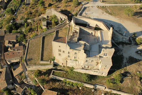 Un lieu, une histoire. Lacoste, le château du marquis de Sade