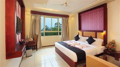 Deluxe Rooms | Gokulam Park Munnar | Rooms in Munnar