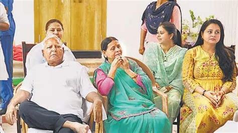 Delhi court summons former Bihar CM Rabri Devi, 2 daughters in land for job scam | Latest News ...