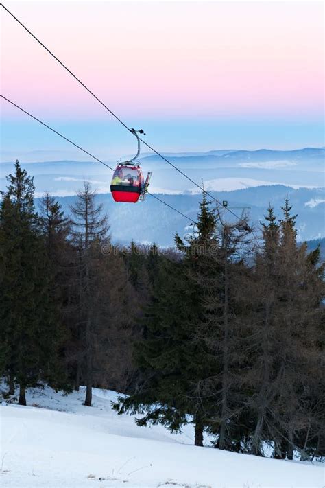 Gondola ski lift stock image. Image of krynica, gondola - 98425855