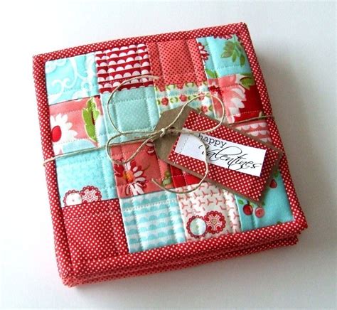 Valentine Hot Pads | Sewing projects, Quilting projects, Fabric scraps