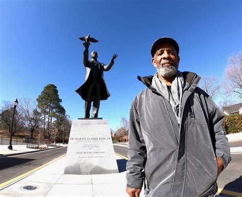 Jamaican Sculptor: Atlanta's Martin Luther King Statue “A Dream Come True” - The St Kitts Nevis ...