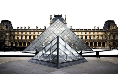 Secrets of the Louvre Museum in Paris