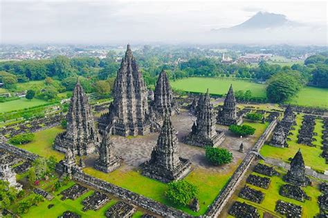 5 Tempat Wisata Jogja Destinasi Budaya, Sejarah. Edukasi - Altha Rent