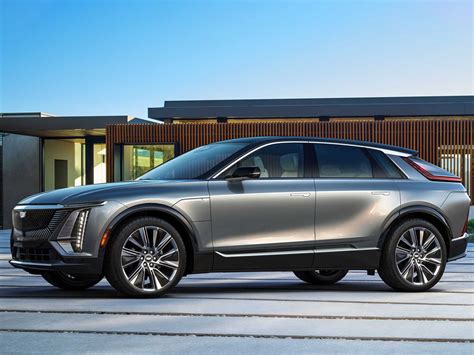 2023 Cadillac Lyriq electric crossover revealed | DriveArabia