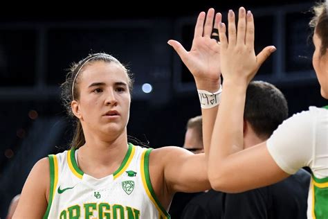 NCAAW: Sabrina Ionescu highlights all-time Oregon Ducks starting five ...