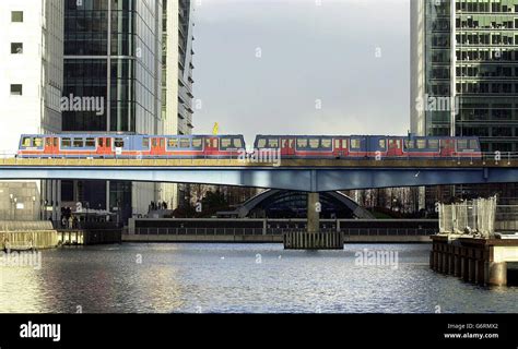 Docklands Light Railway extension Stock Photo - Alamy