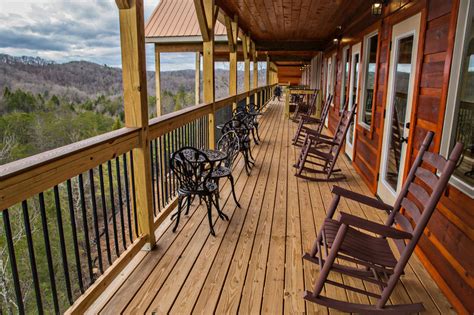 image_149987004 - Gatlinburg Luxury Cabin Rentals