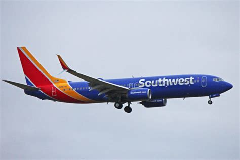 N8671D: Southwest Airlines Boeing 737-800 (In Heart Livery)