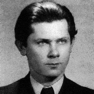 Zbigniew Herbert age - Zbigniew Herbert Poet | Zbigniew Herbert