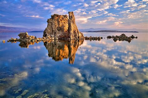 Gimpy tripod: Mono Lake sunrise - South Tufa