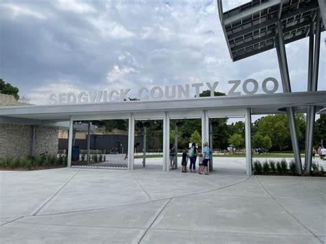 Family Fun Series: Sedgwick County Zoo | Wichita By E.B.