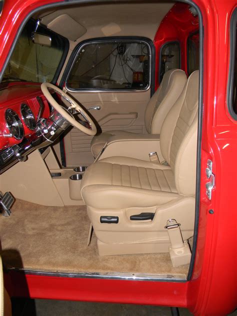 Arriba 53+ imagen custom truck interior upholstery - Thcshoanghoatham-badinh.edu.vn