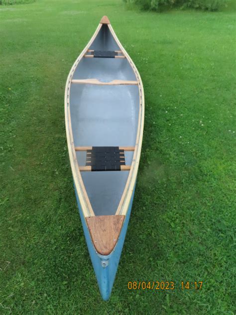 16 ft Royalex Canoe | Canoes, Kayaks & Paddles | Peterborough | Kijiji