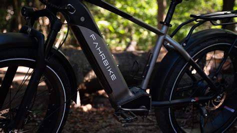 Maximizing the Range and Battery Life of Your E-Bike: Key Factors and & Fahrbike