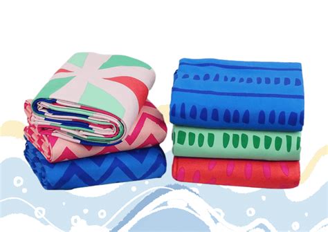 Top 6 Advantages of Custom Microfiber Beach Towels