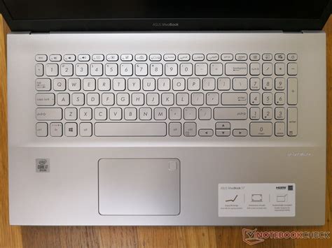 Asus VivoBook 17 S712FA Laptop İncelemesi: Düşük ağırlık, düşük fiyat - Notebookcheck-tr.com