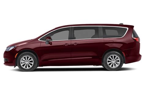 2022 Chrysler Voyager Specs, Price, MPG & Reviews | Cars.com