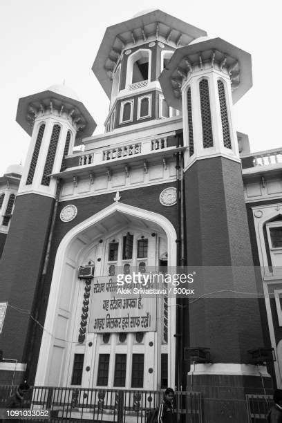 20 Lucknow City Railway Station Stock Photos, High-Res Pictures, and ...