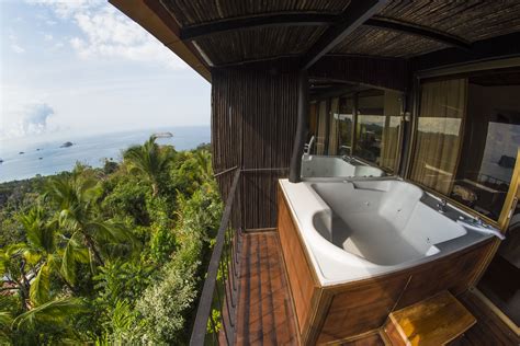 Ocean View Balcony. Jacuzzi. Manuel Antonio National Park, Costa Rica ...