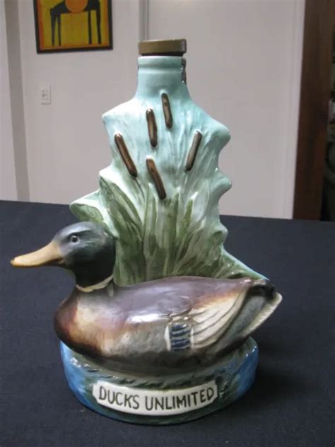 TERRIFIC JIM BEAM Ducks Unlimited Vintage Bourbon Whisky Decanter ...