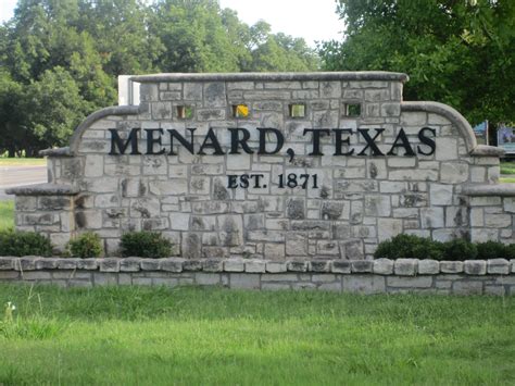 Image: Menard, TX, welcome sign IMG 4375