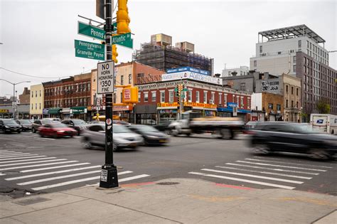 Why New York City Traffic Cameras Are Off When Drivers Speed the Most - The New York Times