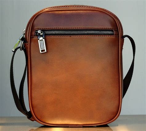 Fashionable Shoulder Bag Free Stock Photo - Public Domain Pictures