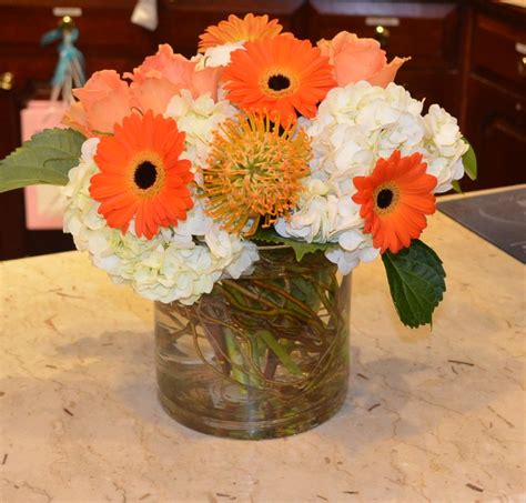 Orange and White Flowers | Such a pretty combination perfecg… | Flickr