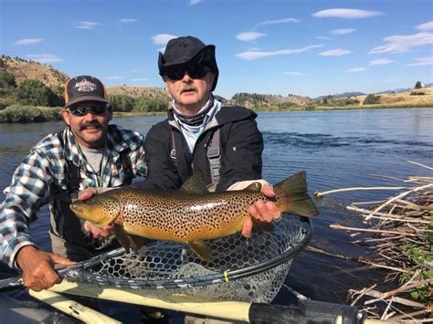 Missouri River Fly Fishing Trip float or walk and wade