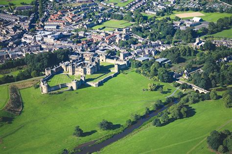 Alnwick – Central, Countryside & Coast