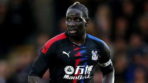 Mamadou Sakho Returns to Crystal Palace Training After Knee Injury ...