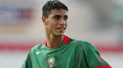 Marouane Chamakh - Player of the Week | Premier Skills English