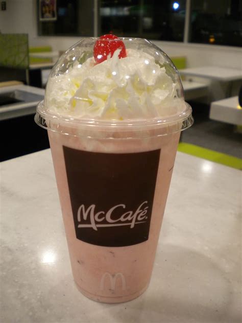 strawberry milkshake mcdonald's