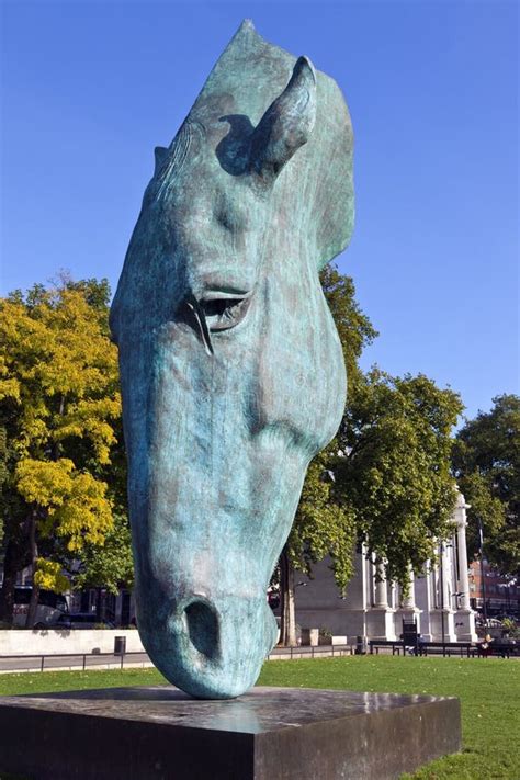 Horse Head Sculpture at Marble Arch in London Editorial Image - Image of horses, sights: 34702120