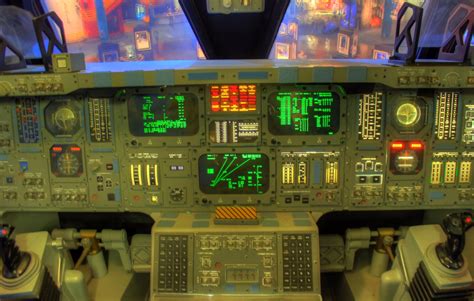 Space Shuttle Cockpit in Houston, Texas image - Free stock photo - Public Domain photo - CC0 Images