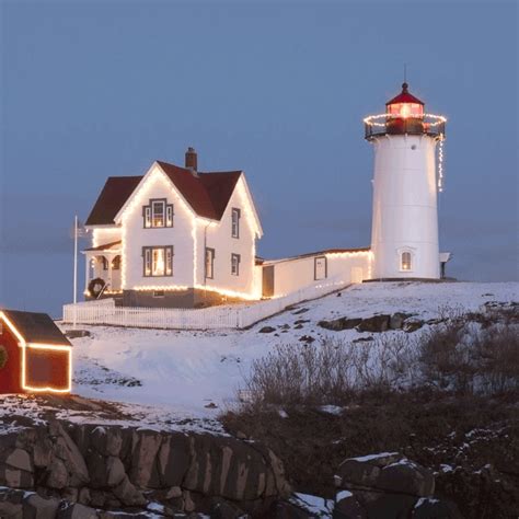 Nubble Lighthouse lit for the holidays. | Christmas in america, Maine travel, Lighthouse